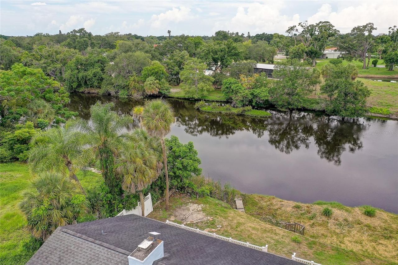 3214 N Seclusion Drive, Sarasota, FL 34239 Photo