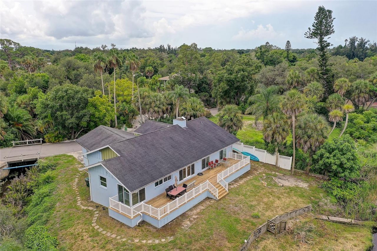 3214 N Seclusion Drive, Sarasota, FL 34239 Photo