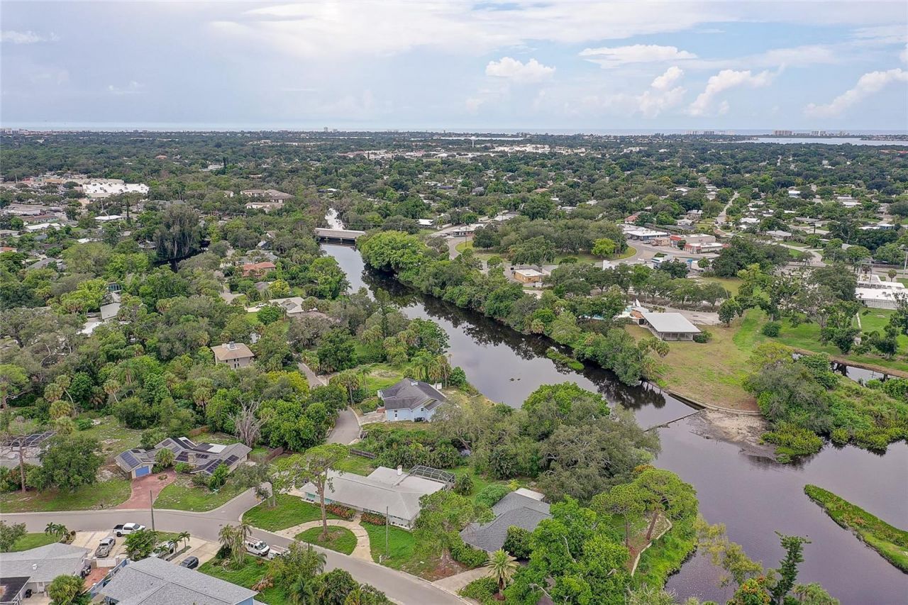 3214 N Seclusion Drive, Sarasota, FL 34239 Photo