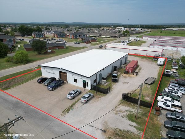 204 S Hominy Avenue , Skiatook, OK 74070