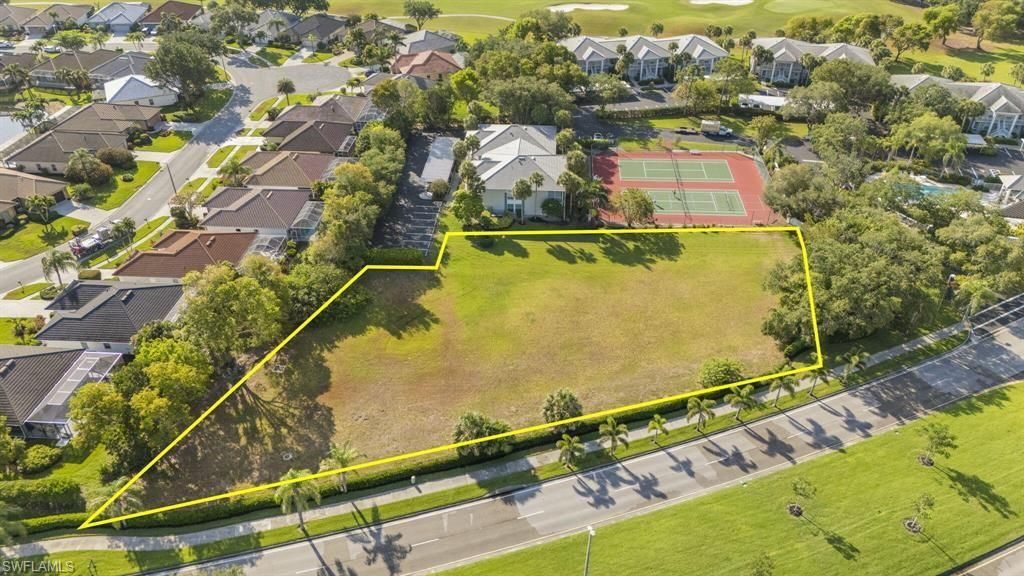 8141 Twelve Oaks Cir , Naples, FL 34113 Photo
