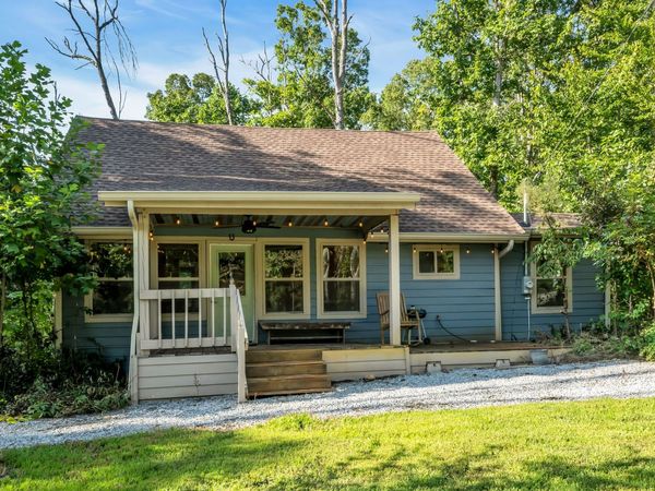285 Tooley Trail Lane, Mc Ewen, TN 37101