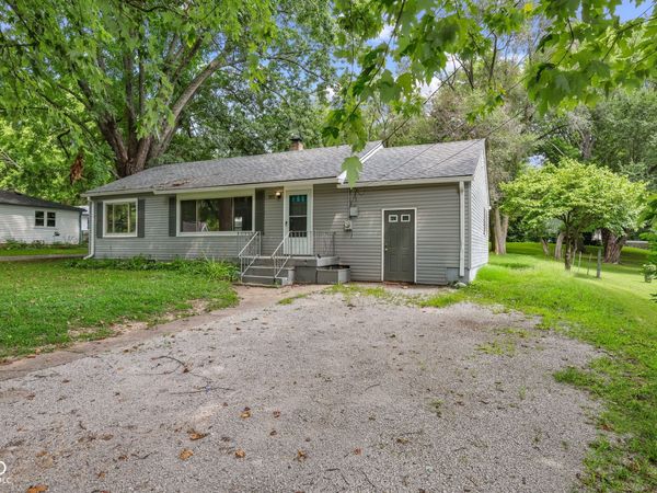 1075 S Morgantown Road, Greenwood, IN 46143