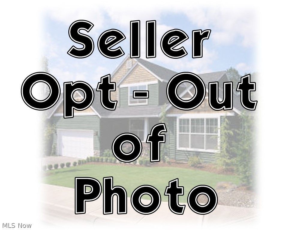 2121 Valley View Drive, Rocky River, OH 44116