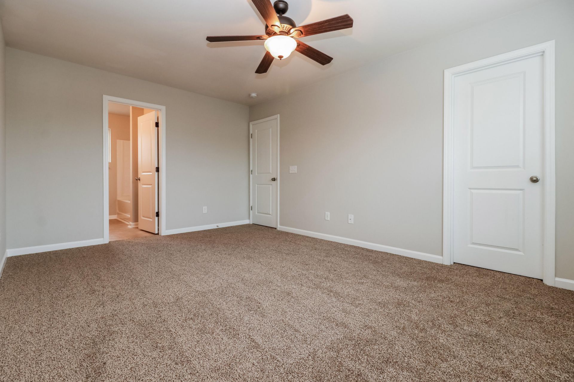 269 Cameron Street Photo 12