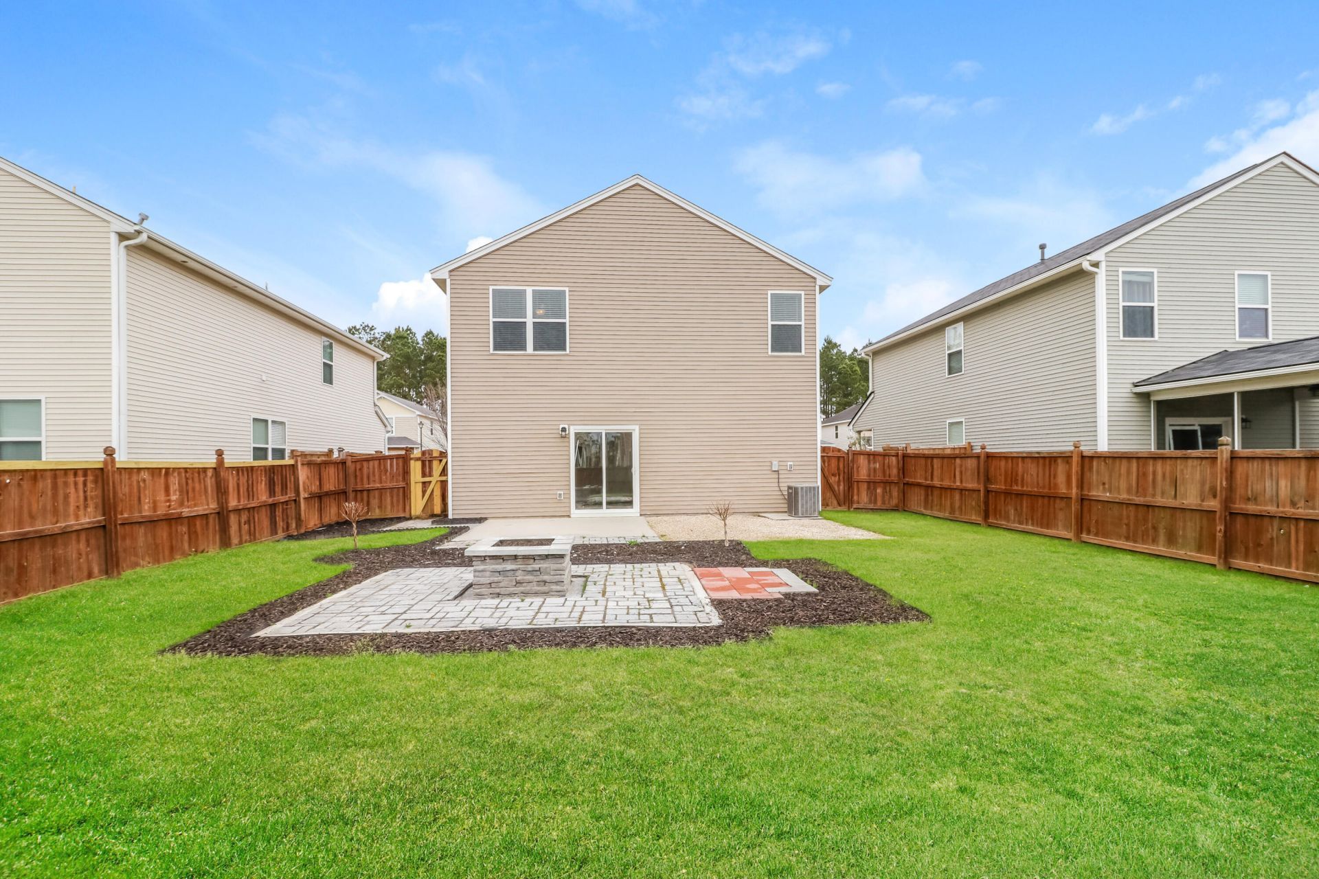 269 Cameron Street Photo 14