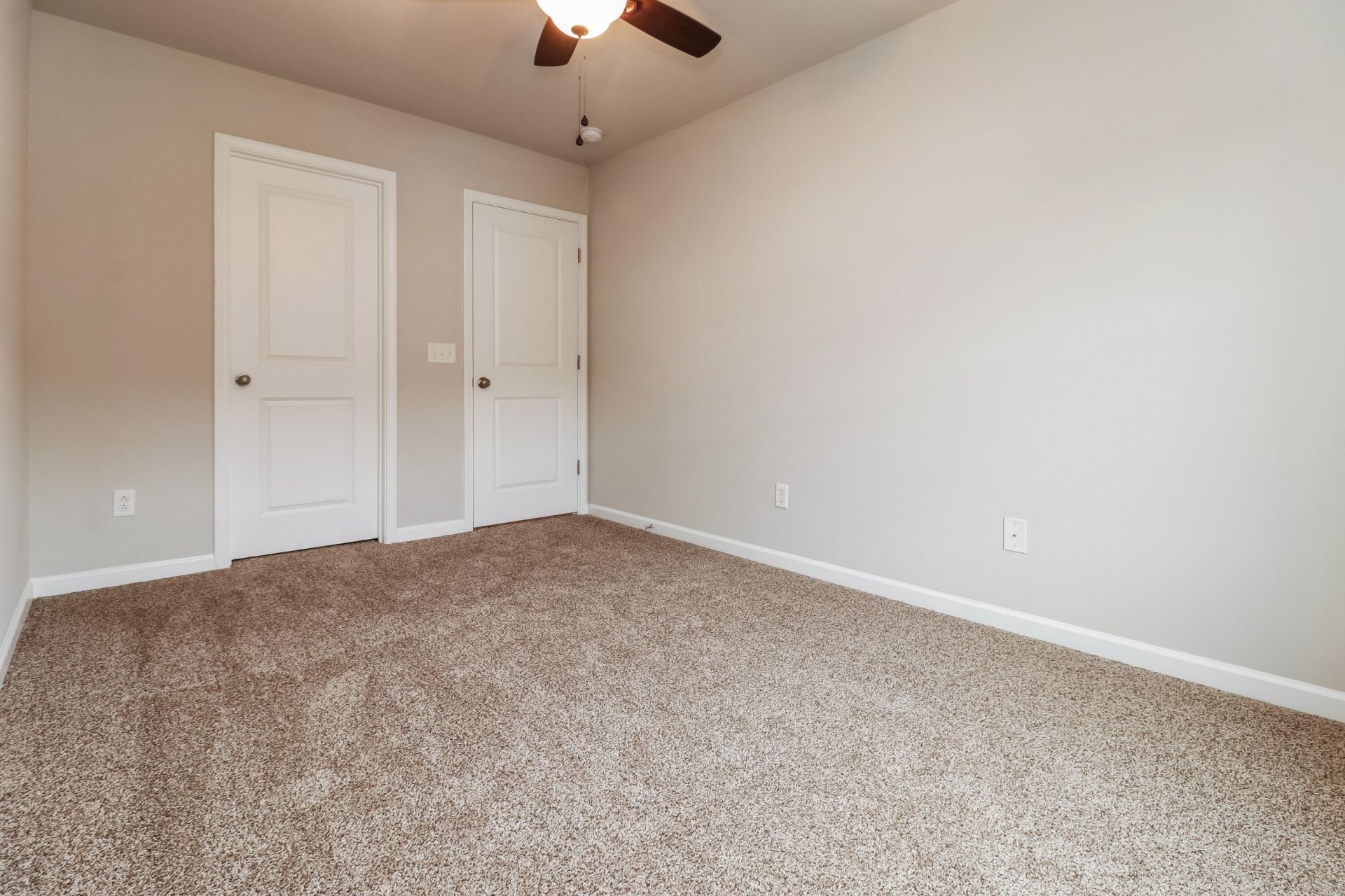 269 Cameron Street Photo 9