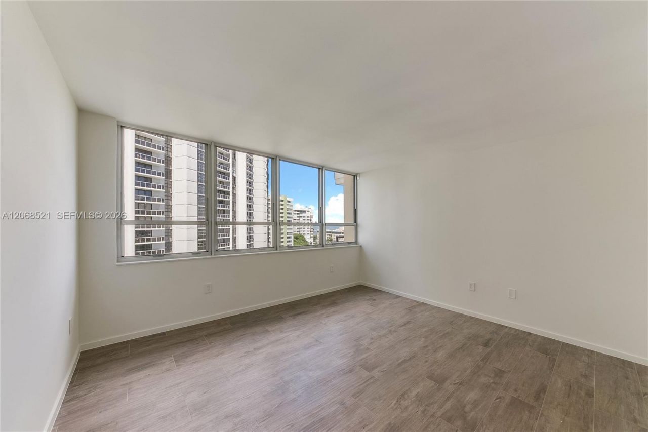 11 Island Ave, Unit 1111, Miami Beach, FL 33139 Photo