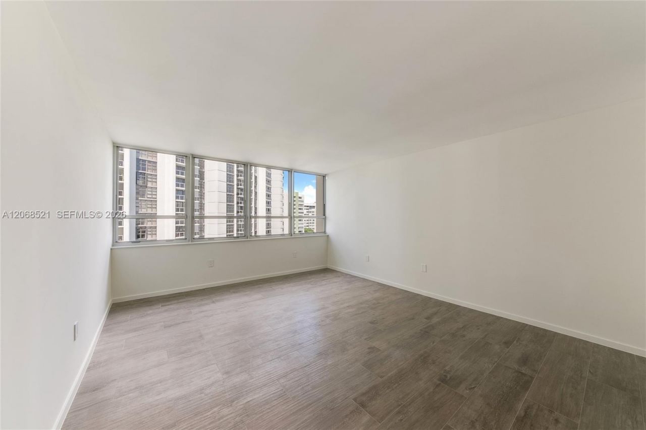 11 Island Ave, Unit 1111, Miami Beach, FL 33139 Photo