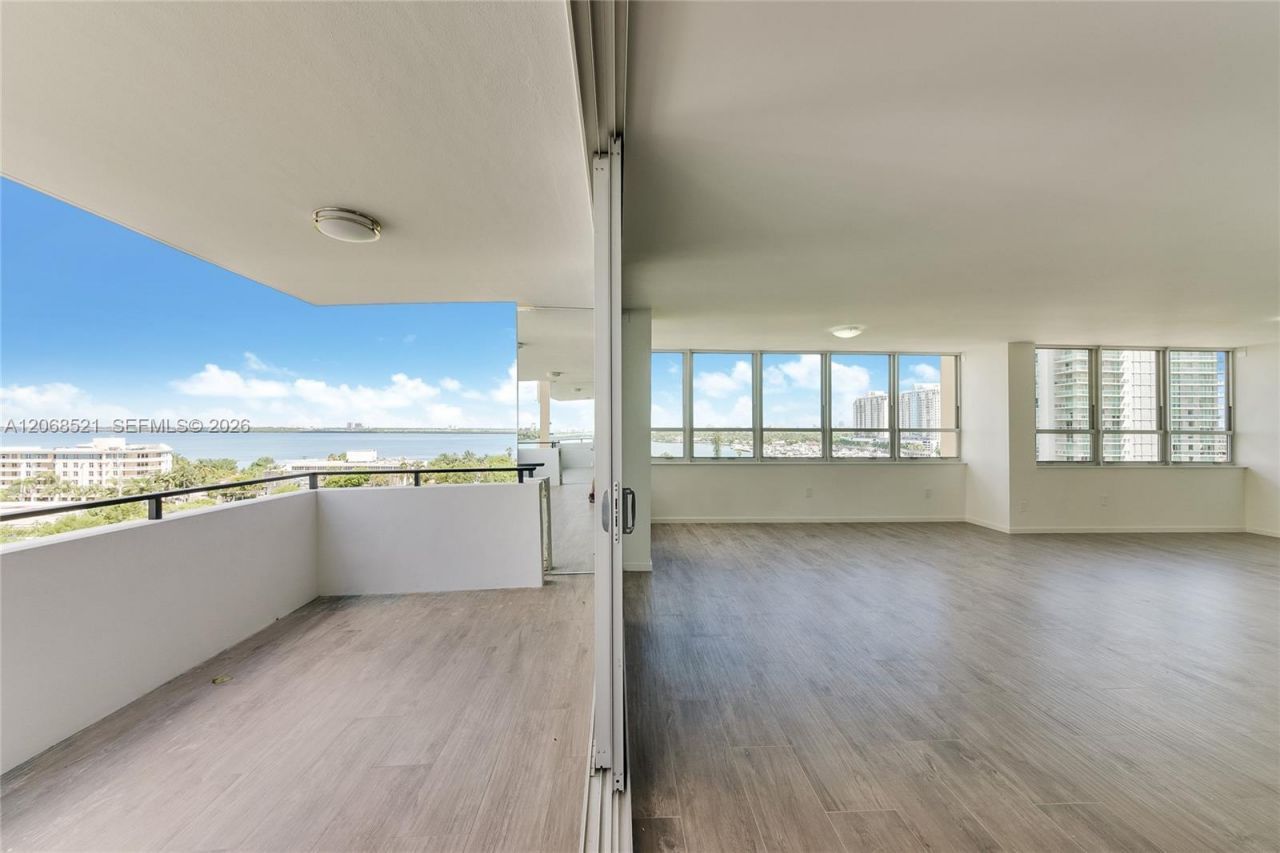 11 Island Ave, Unit 1111, Miami Beach, FL 33139 Photo