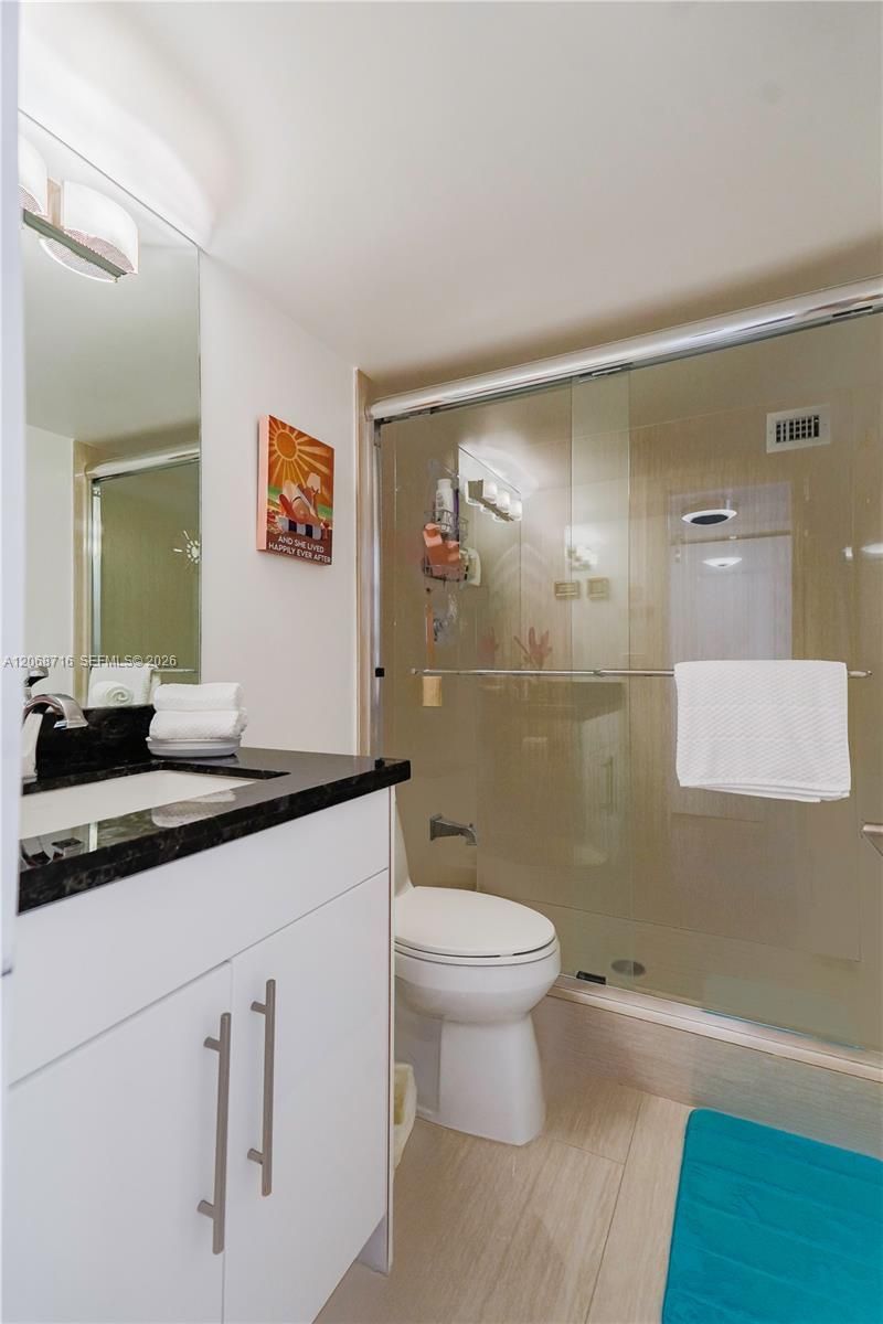400 Leslie Dr , Unit 319, Hallandale Beach, FL 33009 Photo