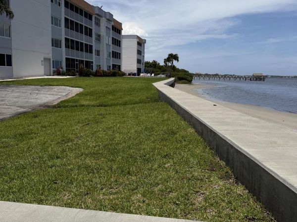 1516 S LAKESIDE Drive, Unit 107, Lake Worth Beach, FL 33460
