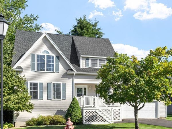 27 Footbridge Lane, Unit 11, Dover, NH 03820