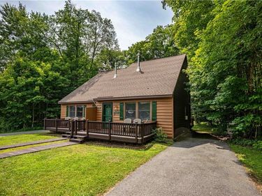 112 Holiday Drive, Old Forge, NY 13420
