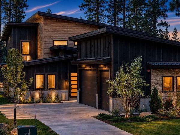 923 Flynn Ln, McCall, ID 83683