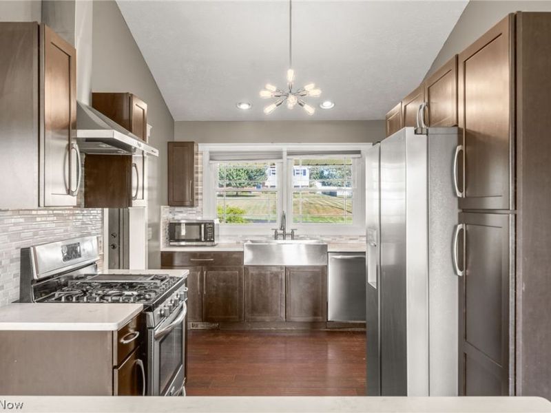6031 Woodcrest Avenue NE, Canton, OH 44721 Photo 11