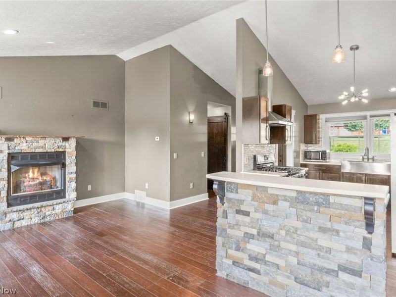 6031 Woodcrest Avenue NE, Canton, OH 44721 Photo 12