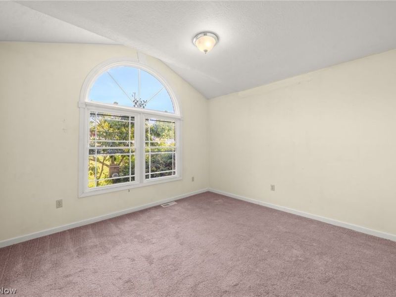 6031 Woodcrest Avenue NE, Canton, OH 44721 Photo 16