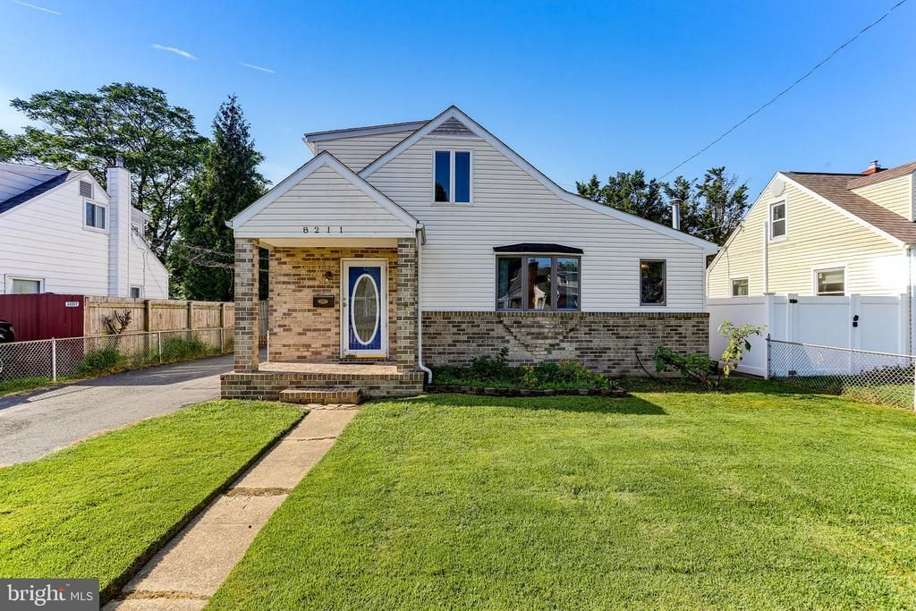 8211 LONGPOINT ROAD , DUNDALK, MD 21222