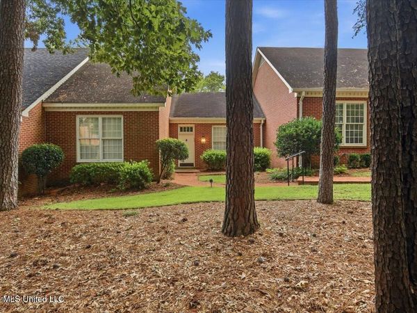 235 Eastbrooke Street, Jackson, MS 39216