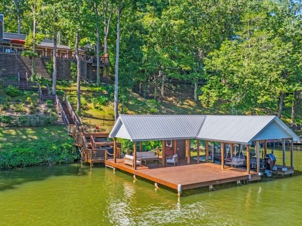 7421 Savannah Dr , Ooltewah, TN 37363