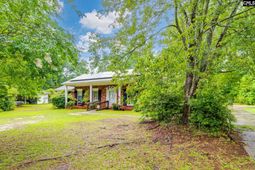 2161 Tanglewood Road  photo 4
