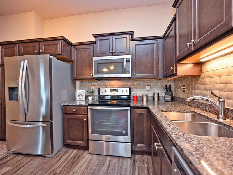 471 Heritage Square, Harrison, OH 45030 Photo 9