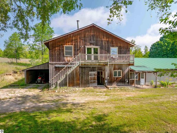 9651 Reynolds Road N, Traverse City, MI 49684
