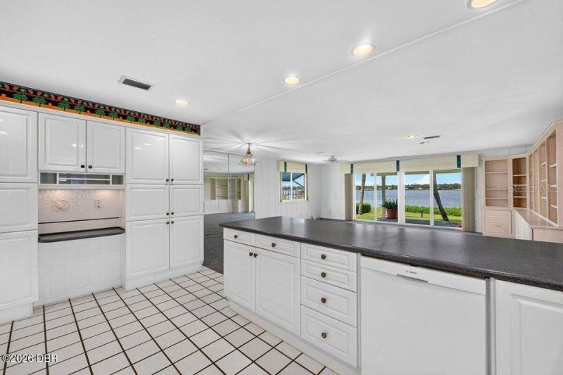 448 Riverside Drive, Ormond Beach, FL 32176 Photo