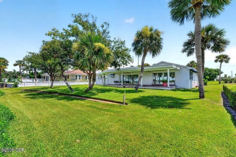 448 Riverside Drive, Ormond Beach, FL 32176 Photo