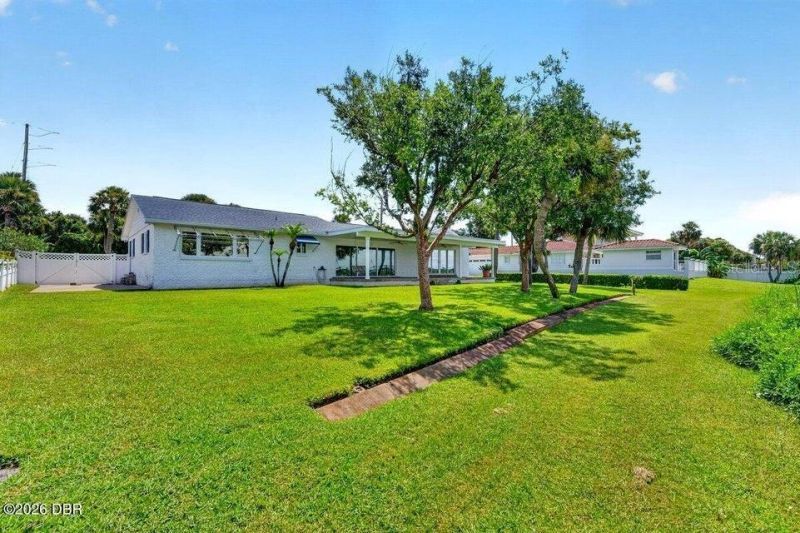 448 Riverside Drive, Ormond Beach, FL 32176 Photo