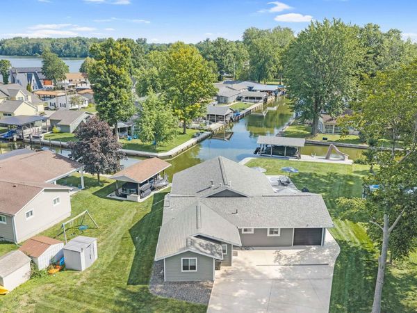 9024 Walnut Street , Huntsville, OH 43324