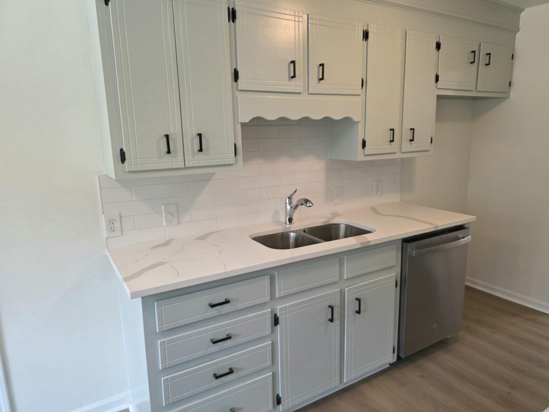 1100 Waterside Boulevard Photo 2