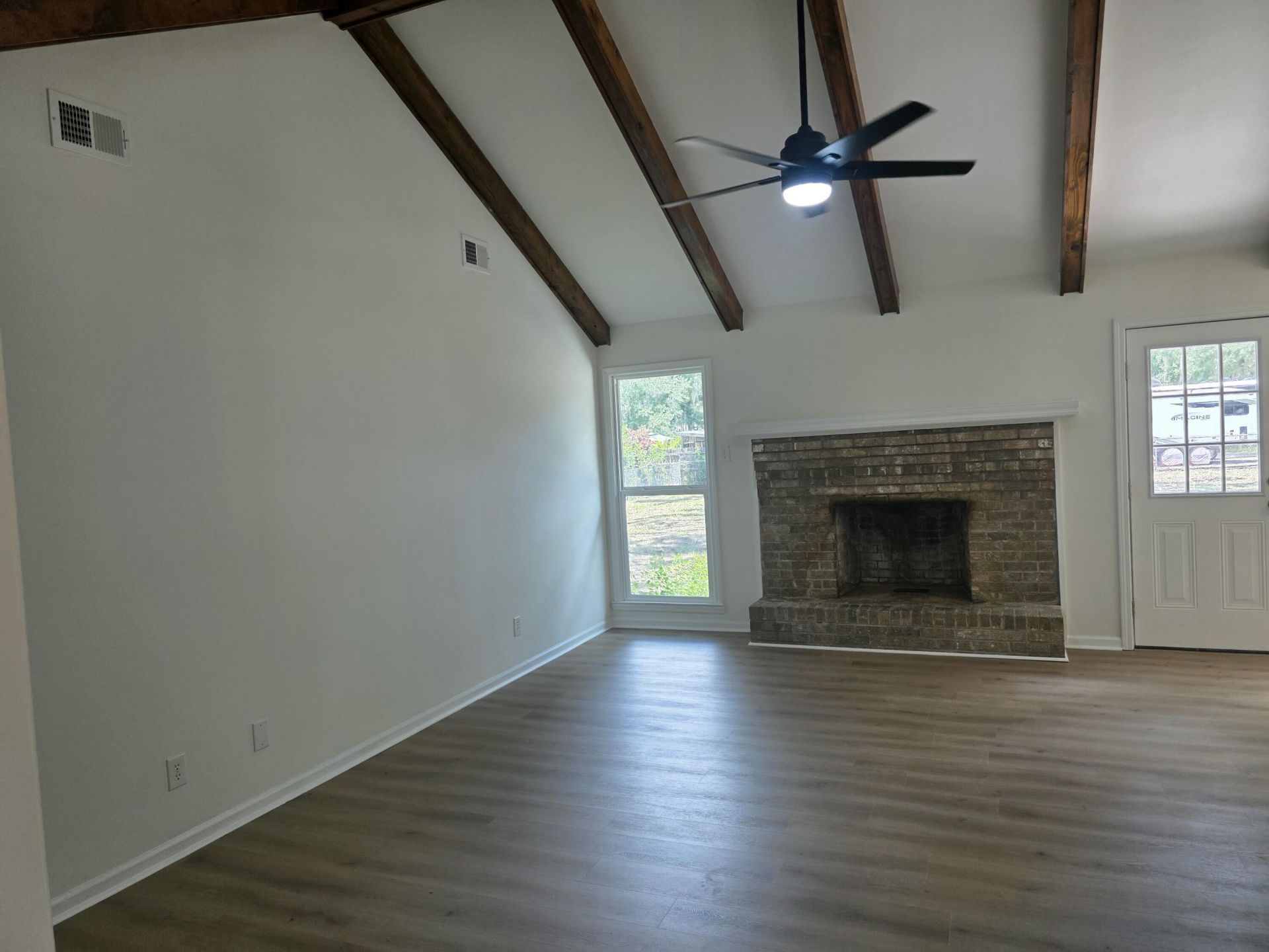 1100 Waterside Boulevard Photo 7