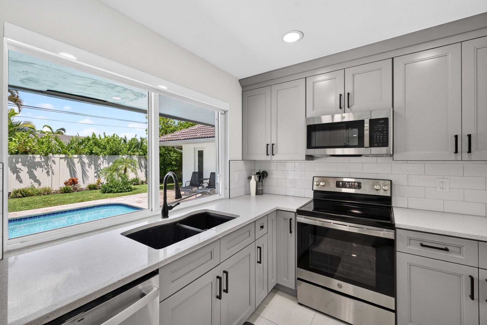 6351 NE 22nd Avenue, Fort Lauderdale, FL 33308 Photo
