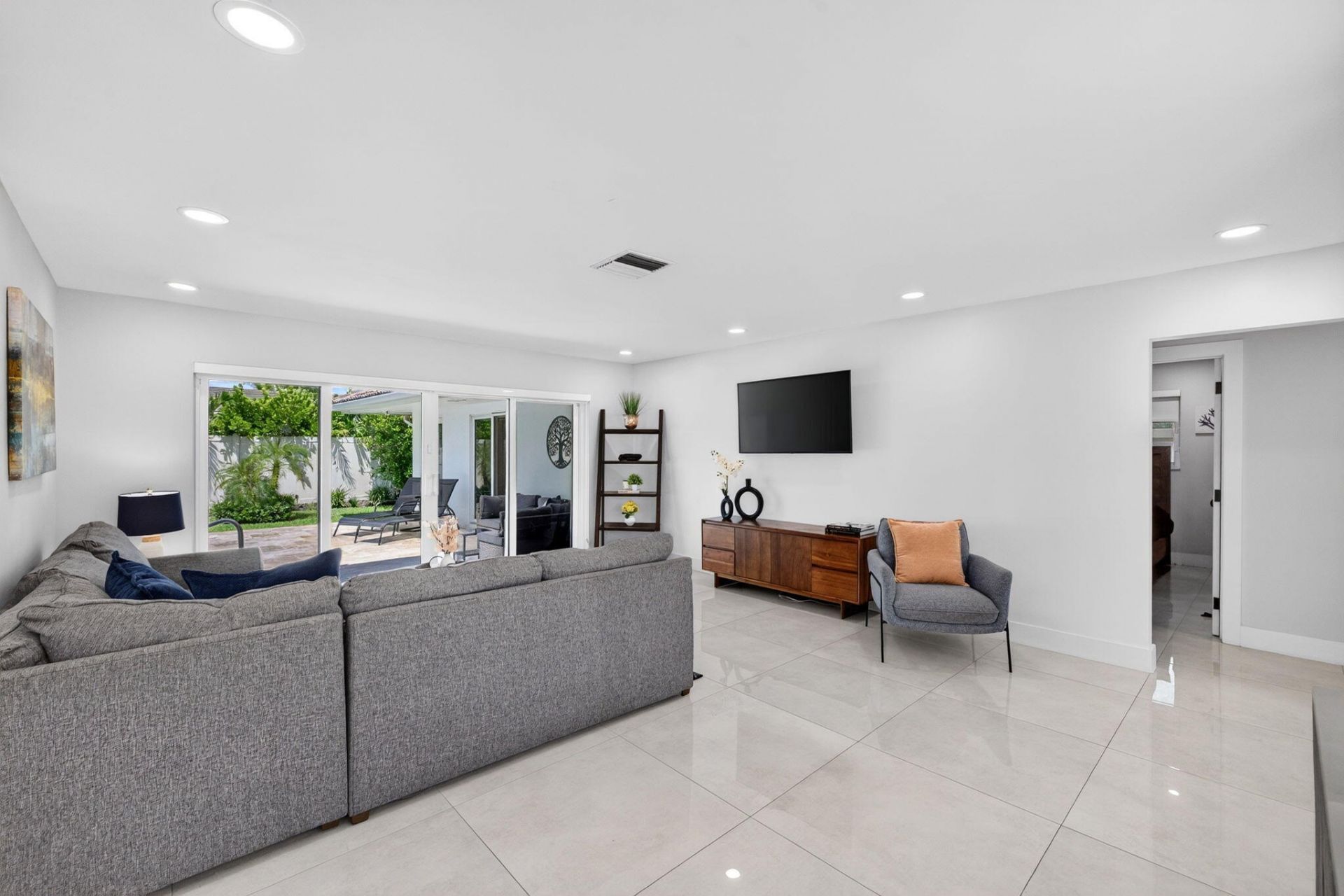 6351 NE 22nd Avenue, Fort Lauderdale, FL 33308 Photo