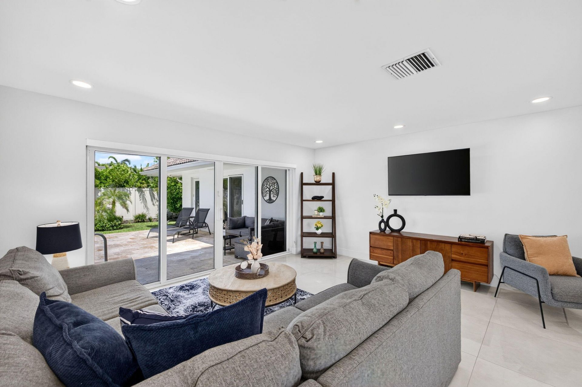 6351 NE 22nd Avenue, Fort Lauderdale, FL 33308 Photo