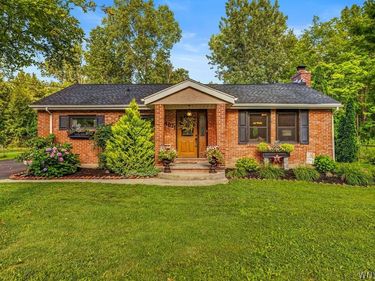 4071 Calkins Road, Youngstown, NY 14174