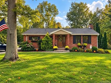 4071 Calkins Road, Youngstown, NY 14174