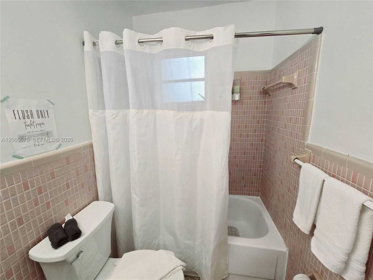 651 SW 3rd St , Unit 3, Miami, FL 33130 Photo