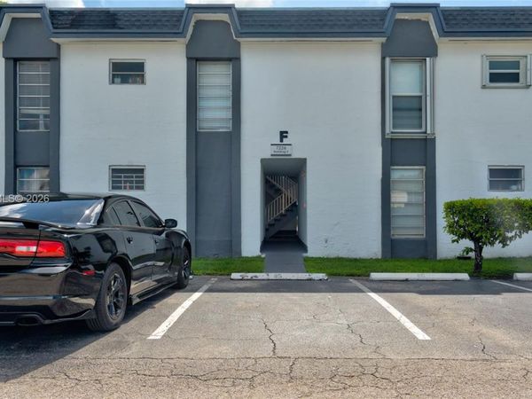 7226 SW 94th Pl , Unit F8, Miami, FL 33173