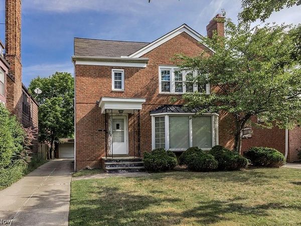 19825 Winslow Road , Unit 2, Shaker Heights, OH 44122