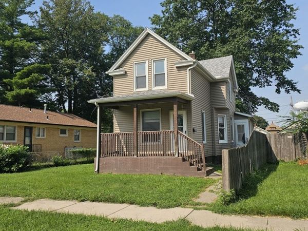 1410 40 Street , Rock Island, IL 61201
