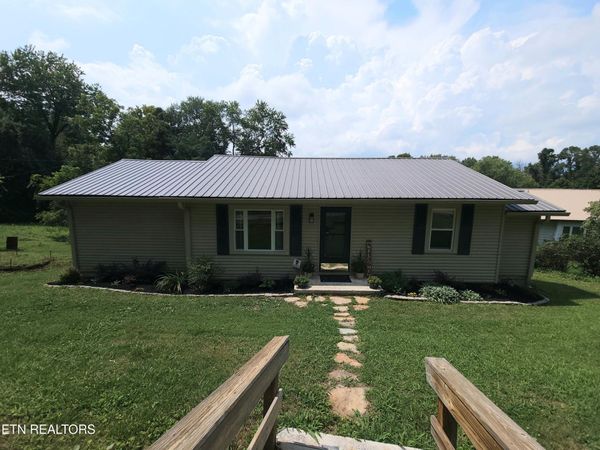 617 Hillside Rd, Rockwood, TN 37854