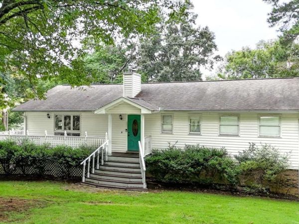 110 Crestmont Drive, Calhoun, GA 30701