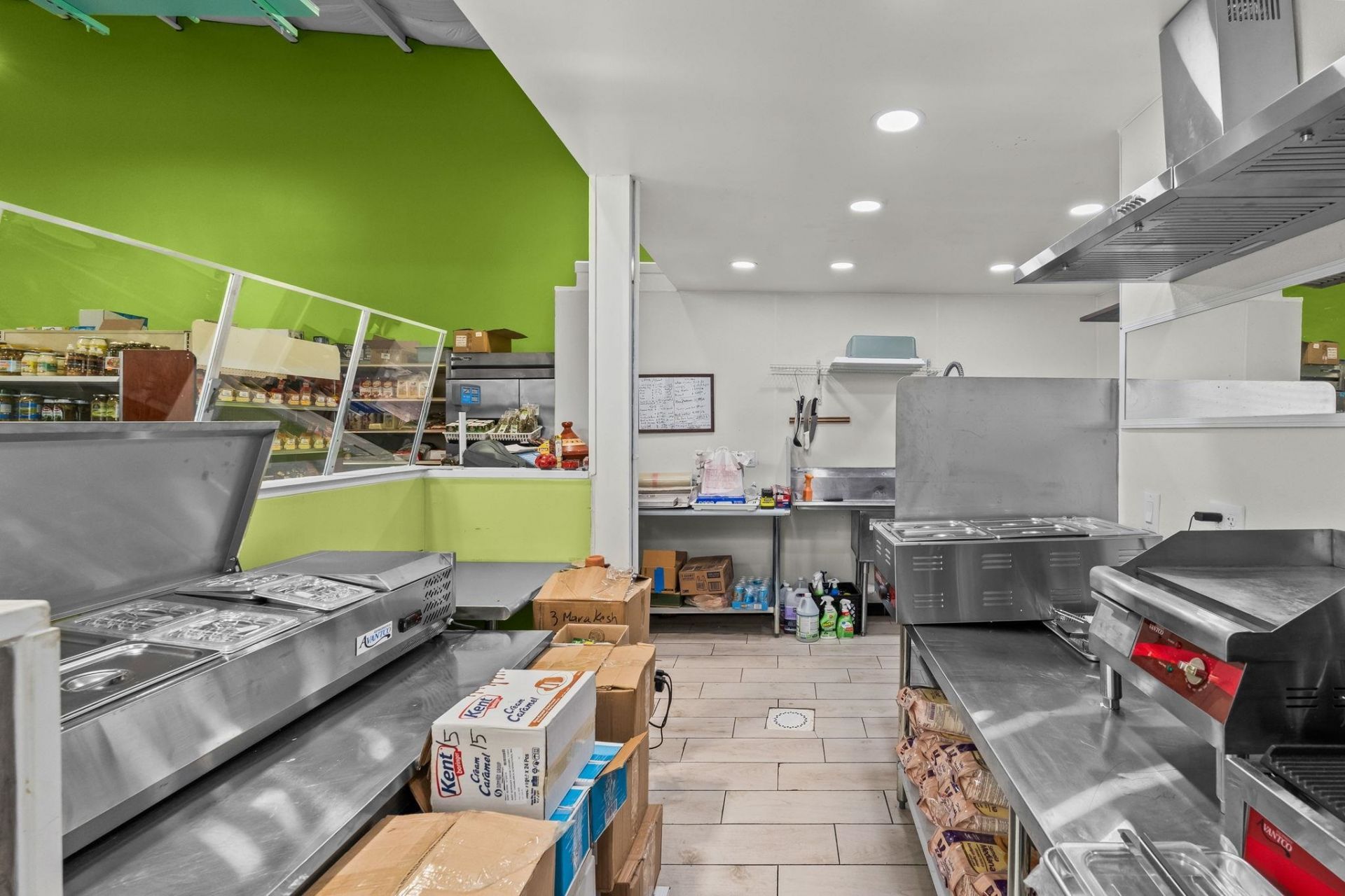 2700 N Kings Hwy. Photo 12