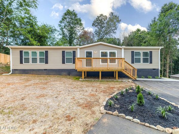 800 Matlock Tr , Loudon, TN 37774