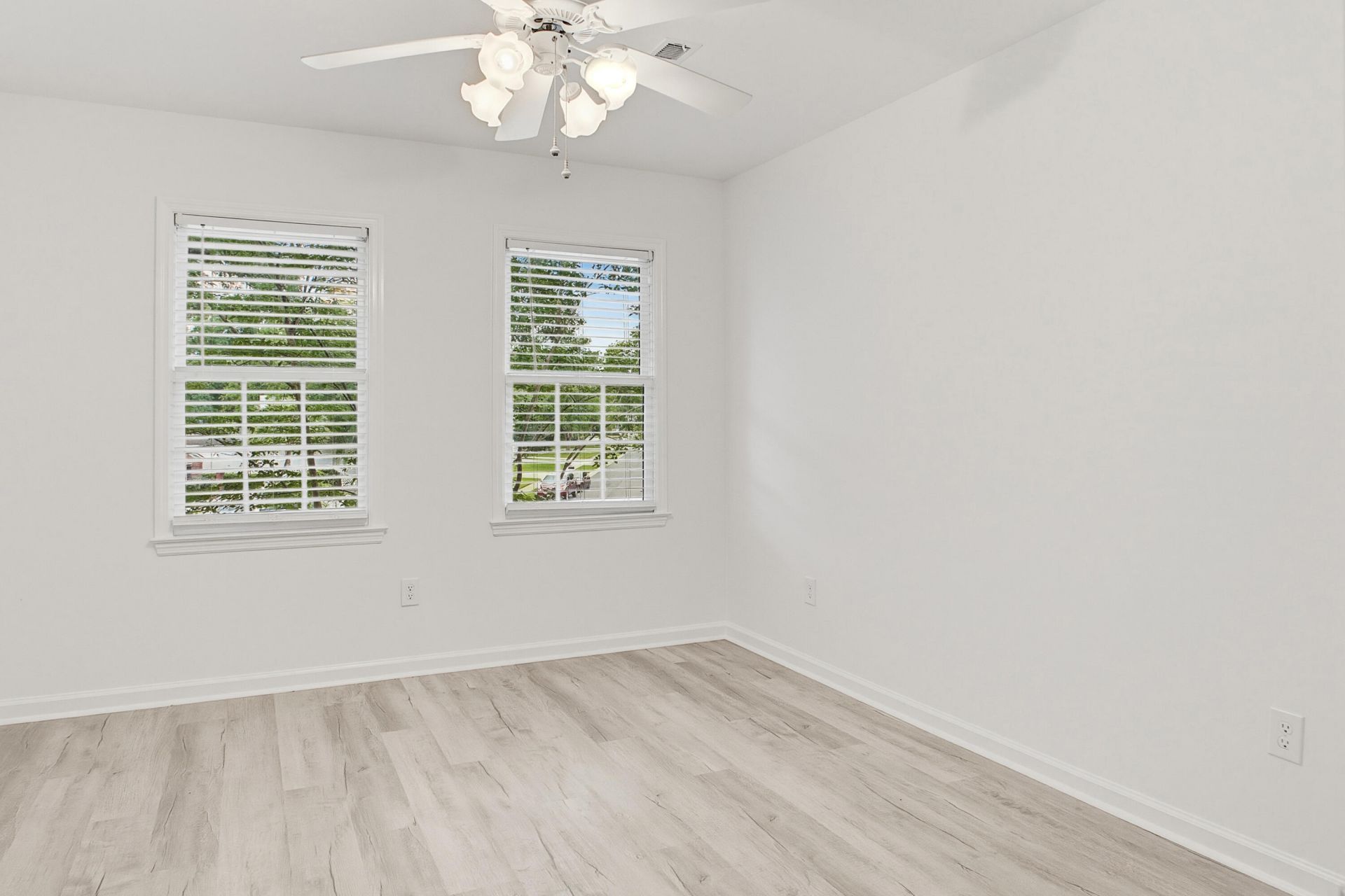 113 N Gateshead Crossing Photo 34