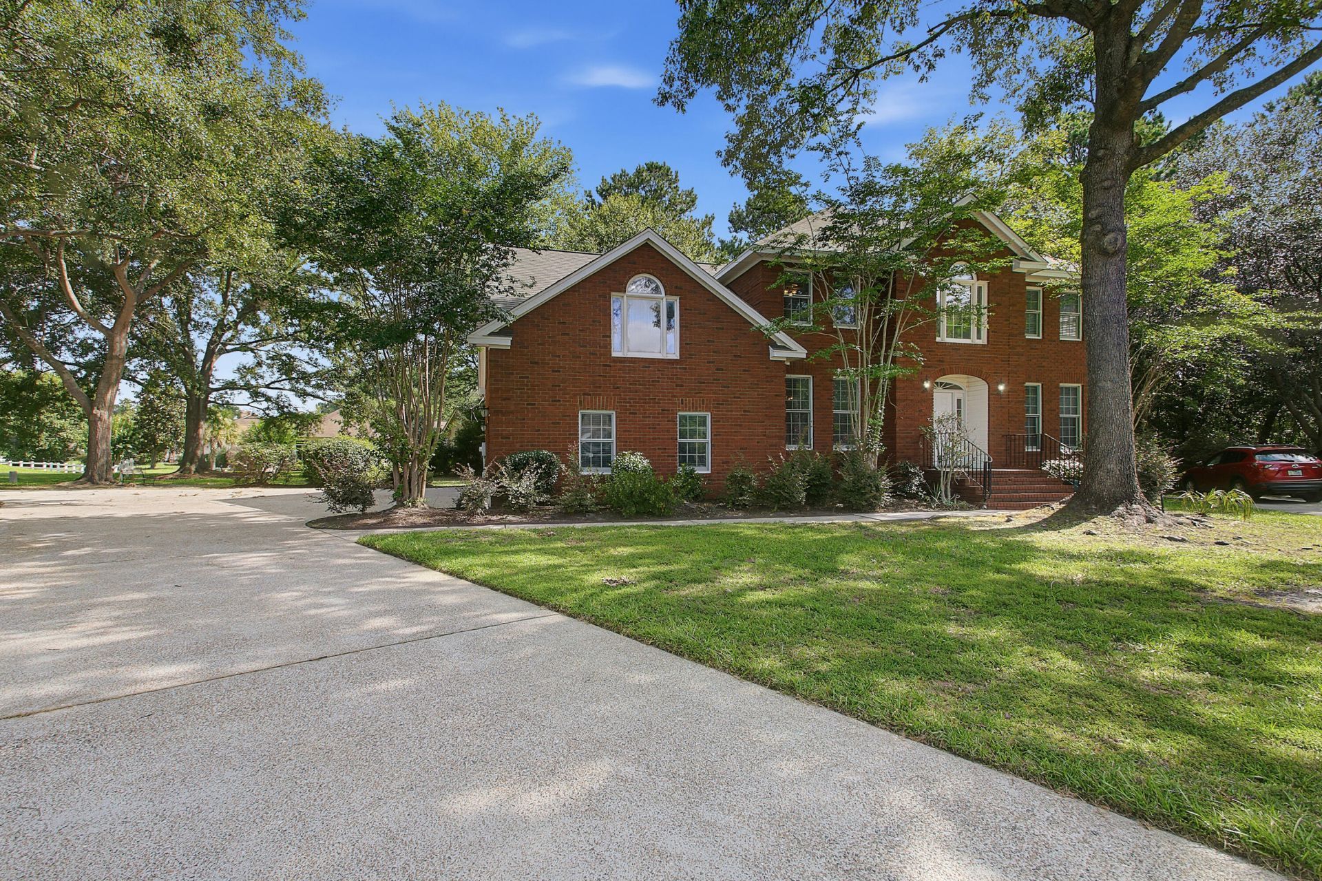113 N Gateshead Crossing Photo 4