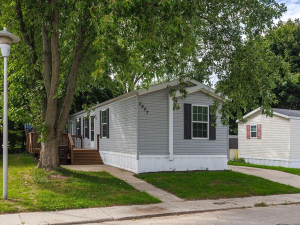 3907 Vail Avenue NW, Grand Rapids, MI 49544